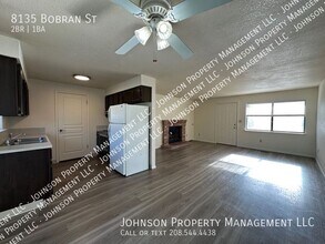 8135 Bobran St in Boise, ID - Building Photo - Building Photo