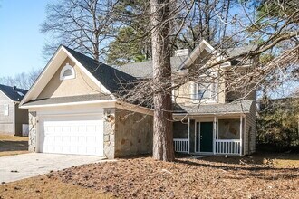 2380 Georgia Ln in Snellville, GA - Foto de edificio - Building Photo