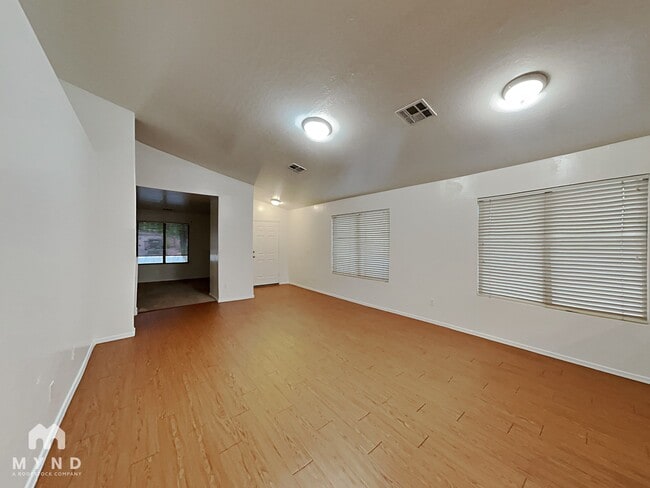 16511 W Post Dr in Surprise, AZ - Building Photo - Building Photo