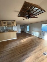 210 Ridgeside Ct in Montgomery, TX - Building Photo - Building Photo