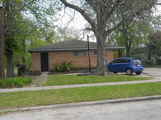 3914 Pickfair St in Houston, TX - Building Photo