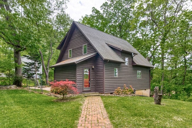 property at 1802 Shelor Ln