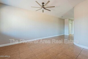 7601 E Roosevelt St in Scottsdale, AZ - Building Photo - Building Photo