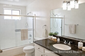 1806 N Harvard Blvd, Unit 3 in Los Angeles, CA - Building Photo - Building Photo