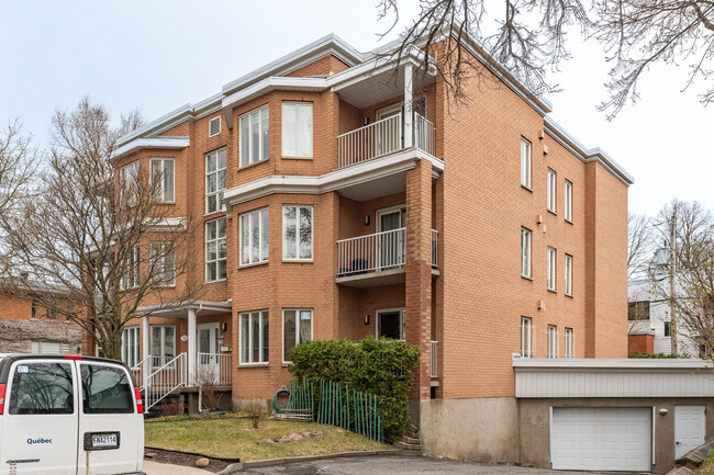 810 Joffre Av in Québec, QC - Building Photo - Building Photo