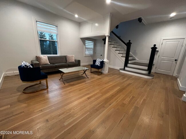 255 Hollywood Ave in Long Branch, NJ - Building Photo - Building Photo