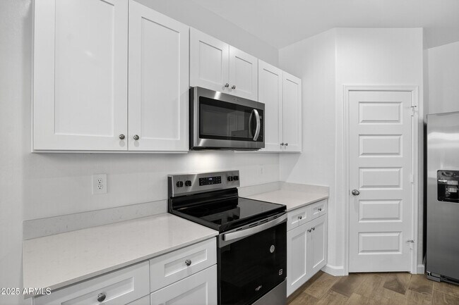 9284 S Mara Dr in Apache Junction, AZ - Building Photo - Building Photo