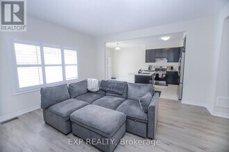 295 McEachern Ln in Gravenhurst, ON - Building Photo - Building Photo