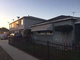 10971 San Vincente Ave Apartments