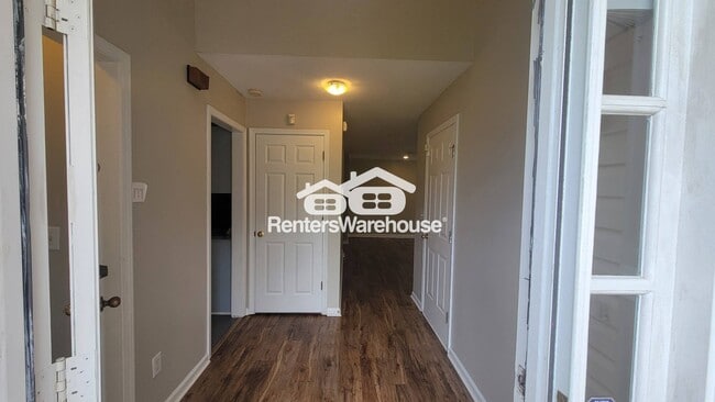 property at 1353 Isleworth Cir