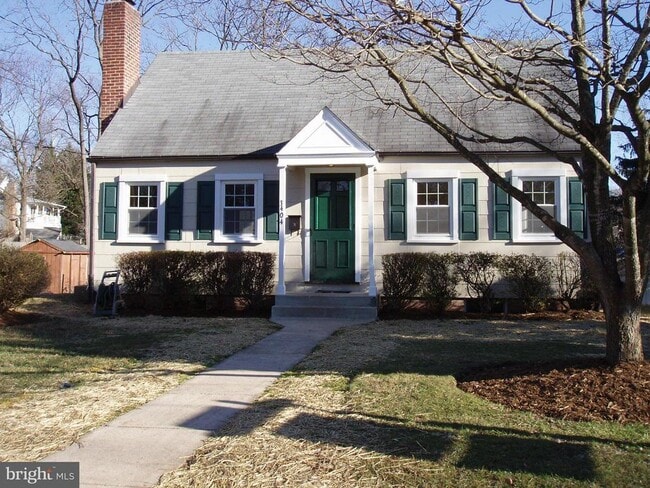3404 Farragut Ave