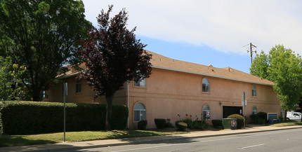 Summerfield Apartments in Yuba City, CA - Building Photo - Building Photo