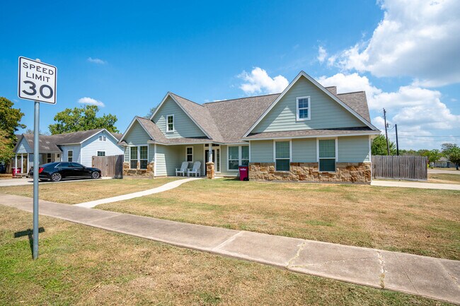 Apartments for rent in Freeport, TX