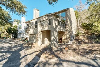 6410 5 Acre Wood St in Austin, TX - Building Photo - Building Photo