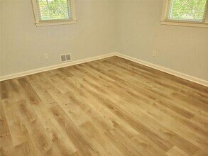 4867 Flint Hill Rd SW in Austell, GA - Building Photo - Building Photo