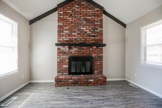 9680 Manning Ave in Kansas City, MO - Building Photo - Building Photo