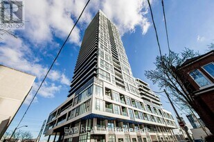 5 Defries St in Toronto, ON - Building Photo