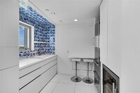 1100 West Ave, Unit 1102 in Miami Beach, FL - Building Photo - Building Photo