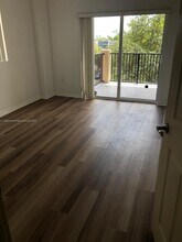 3410 Coral Way, Unit 307 in Miami, FL - Building Photo - Building Photo
