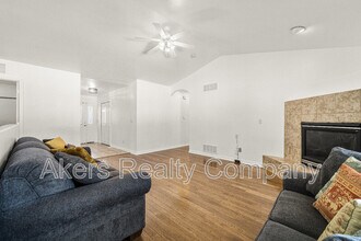 2143 Teal Ct in Pueblo, CO - Building Photo - Building Photo