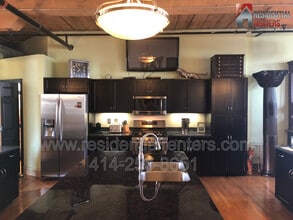 602 S 9th St in Milwaukee, WI - Building Photo - Building Photo