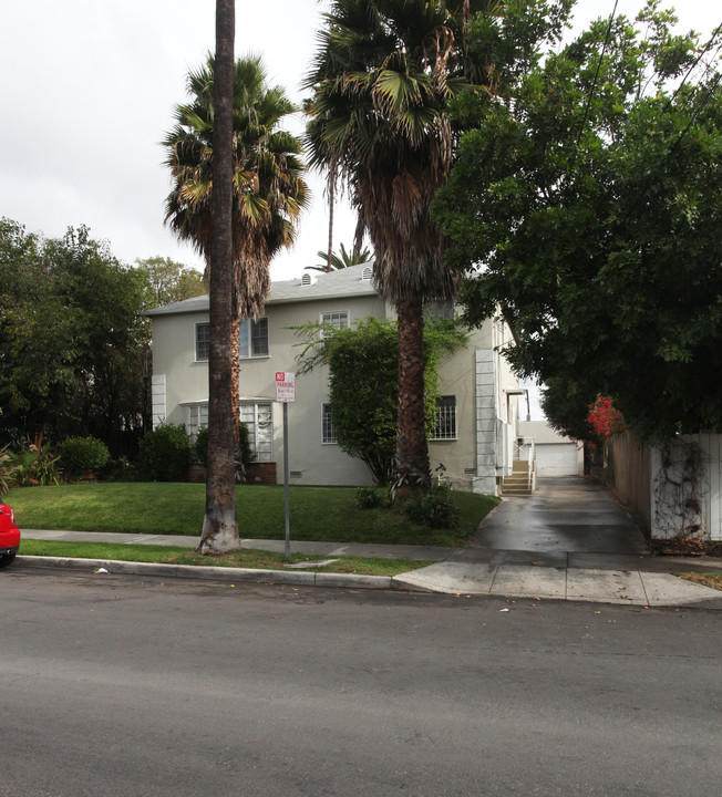 1754 Van Ness Ave in Los Angeles, CA - Building Photo