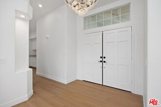 655 Calle Ladera in Escondido, CA - Building Photo - Building Photo