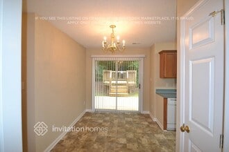 10426 Northwoods Forest Dr in Charlotte, NC - Building Photo - Building Photo