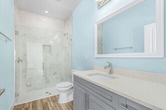 7244 David Blvd in Port Charlotte, FL - Foto de edificio - Building Photo