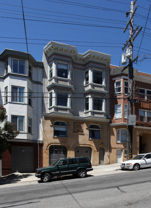 2233 Larkin St in San Francisco, CA - Building Photo