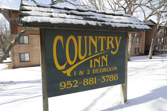 Country Inn in Bloomington, MN - Building Photo - Building Photo