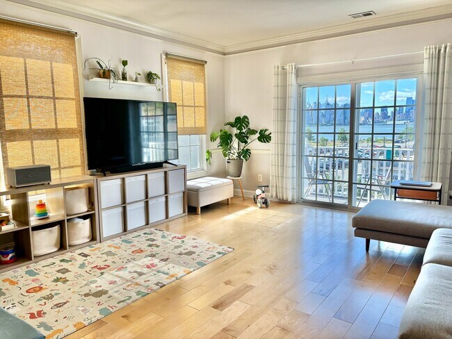 7706 Marine Rd in North Bergen, NJ - Building Photo - Building Photo