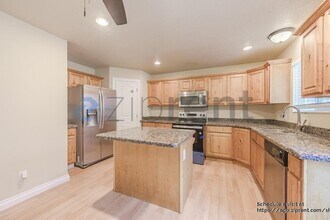 10326 Avondale Dr in Cedar Hills, UT - Building Photo - Building Photo