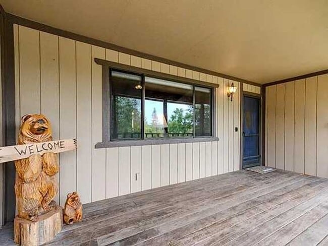 20798 Chaparral Cir in Penn Valley, CA - Building Photo - Building Photo