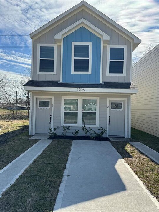 7904 Sexton St, Unit 2 in Houston, TX - Building Photo