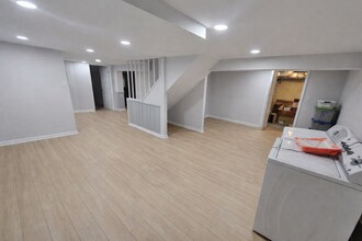 220 University Blvd E in Silver Spring, MD - Building Photo - Building Photo