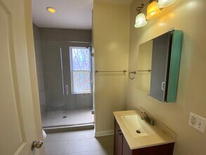1536 W North Ave in Chicago, IL - Building Photo - Building Photo