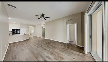 616 Straw Lake Dr in Brandon, FL - Building Photo - Building Photo