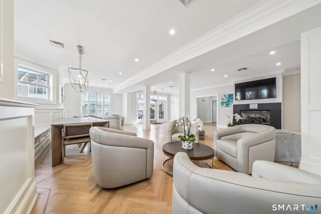 85 Camp Ave in Stamford, CT - Building Photo - Building Photo