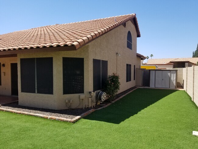 7409 W Piute Ave in Glendale, AZ - Building Photo - Building Photo