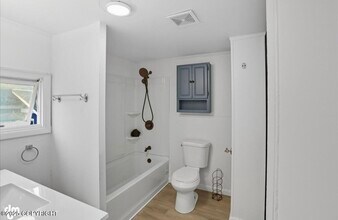 617 N Park St in Anchorage, AK - Building Photo - Building Photo