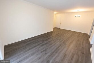 18324 Streamside Dr in Gaithersburg, MD - Building Photo - Building Photo