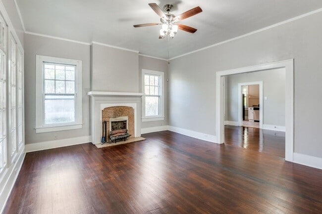 2414 Park Row Ave in Dallas, TX - Building Photo - Building Photo