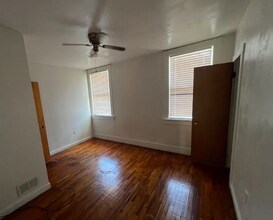 1174 W King St in Decatur, IL - Building Photo - Building Photo