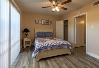 9407 Westheimer Rd in Houston, TX - Building Photo - Building Photo