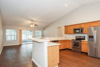 932 Wood Dove Ct in Jacksonville, FL - Foto de edificio - Building Photo