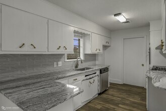 2425 Belmont Blvd in Bossier City, LA - Building Photo - Building Photo