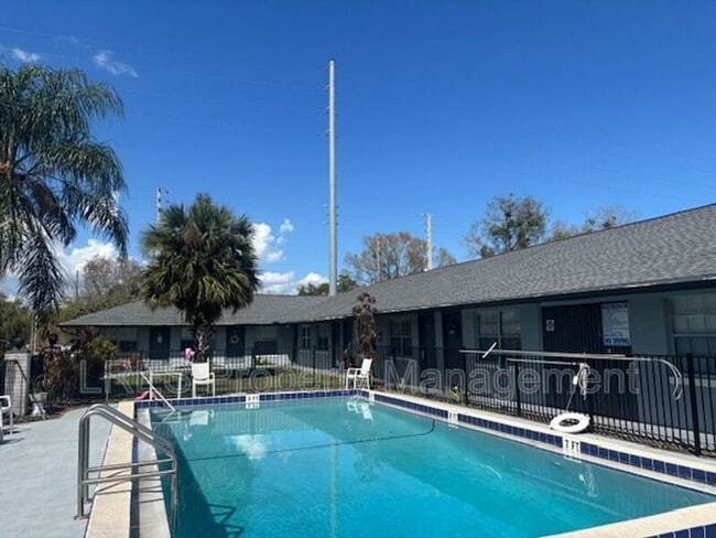 property at 1031 Columbia Ave