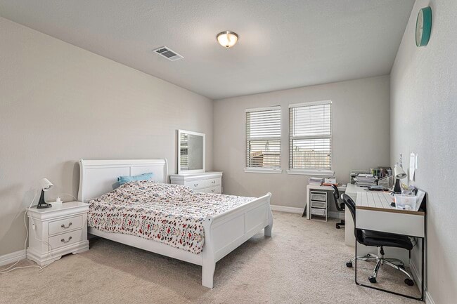 property at 104 Sea Glass Cv