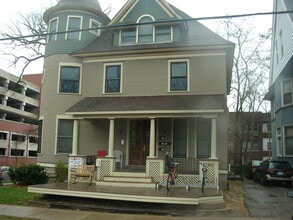 304 N Carroll St, Unit Carroll 1 in Madison, WI - Building Photo - Building Photo